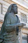 madrid almuneda catedral statue 5634