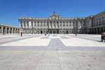madrid palacio real vue de face en cour 5638