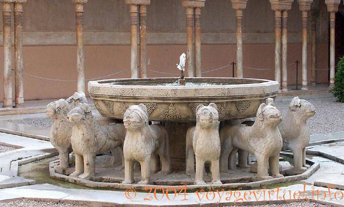 Brunnen der Lions, Alhambra, Granada - Spanien