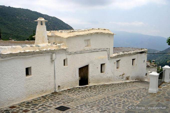 Traditionelles Haus in Bubión, Alpujarras - Spanien