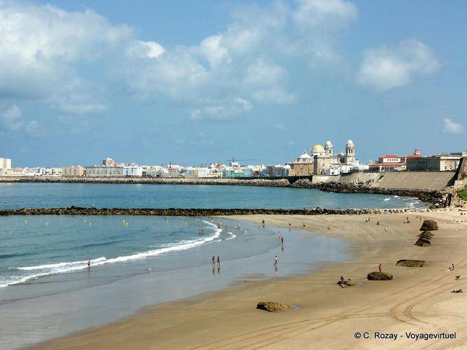 Panoramablick auf die Strände, Cadiz - Spanien