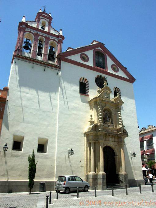 Rote und weiße Kirche, Cordoba - Spanien
