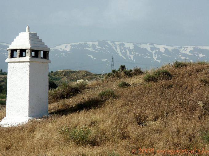 Schnee auf den Bergen, Guadix - Spanien