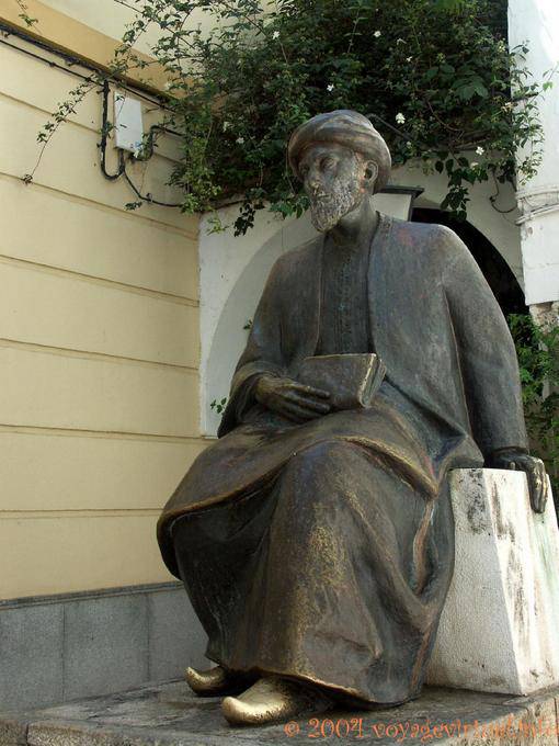 Statue des Moses Maimonides im alten jüdischen Viertel, Cordoba Jüdischen Viertel - Spanien, Andalusien