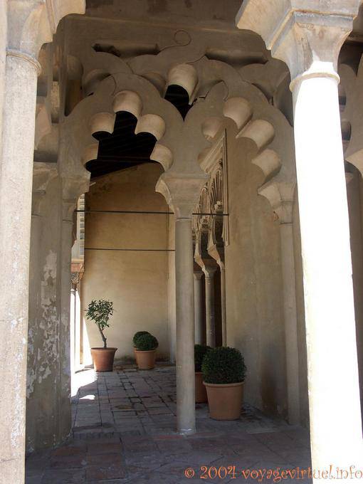 Cusped Bögen auf die Alcazaba, Malaga - Spanien, Andalusien