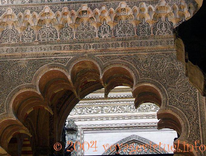 Einzelhandel islamischen Architektur Bogen gelappt, Mezquita Cordoba - Spanien, Andalusien