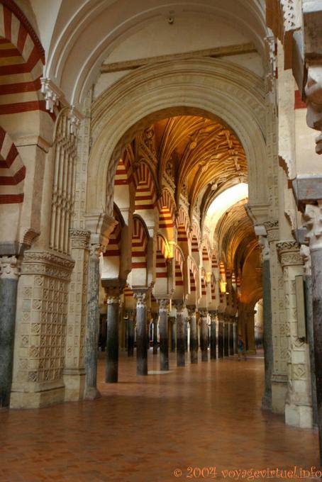 Mixed muslimische Bau, Cordoba Mezquita - Spanien, Andalusien