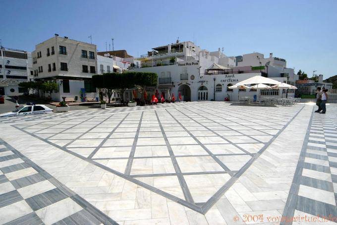 Esplanade vor dem Hostal Arco Plaza, Mojacar - Spanien, Andalusien