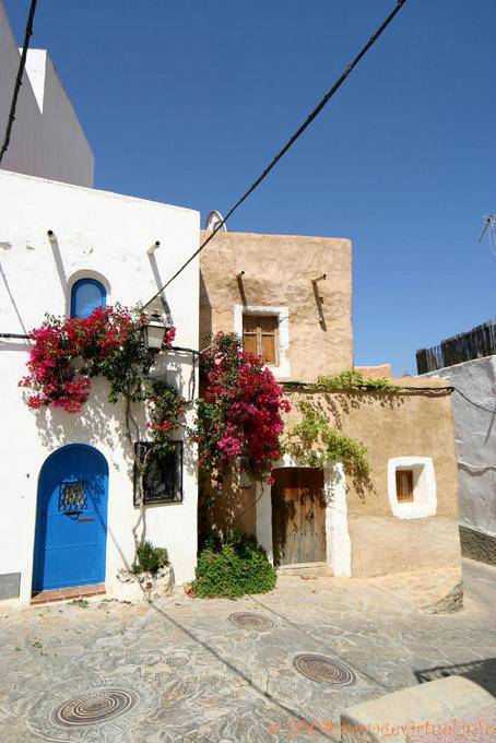 Griechische Druck in einer Gasse Mojácar - Spanien, Andalusien