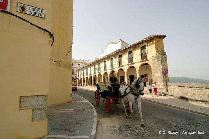 Arkaden vor puente Nuevo, Calle Armiñán, Ronda - Spanien, Andalusien