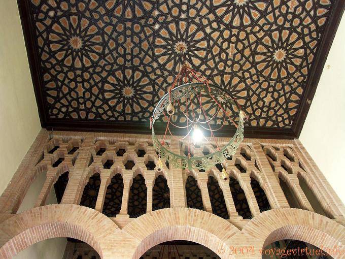 Maurischen Stil Decke im Museo de Las Artes Populares y Costumbres, Sevilla - Spanien