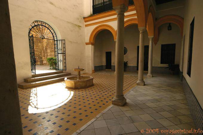 Dining Spalten und Waschbecken, Cuarto del Amirante, Sevilla Alcazar - Spanien
