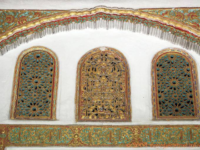 Architektur Umayyaden im Salón del Techo de Carlos V, Alcazar von Sevilla - Spanien