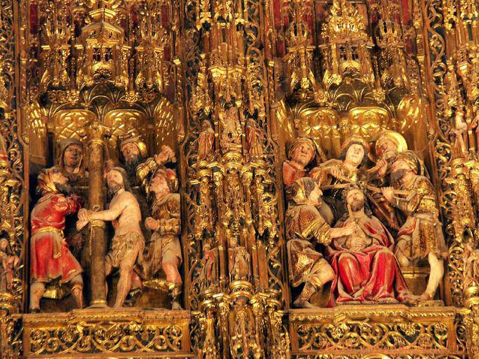Ausschnitt aus dem Altarbild der Pyeter DankArt (Krönung espinas rechts), der Kathedrale von Sevilla - Spanien