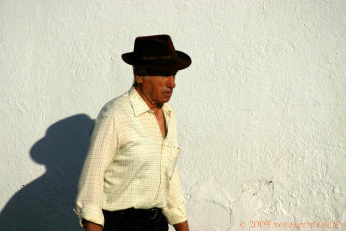 Andalusischen und sein Schatten, Vejer de la Frontera - Spanien