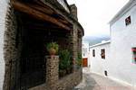 Kleine Straße, Alpujarras, Spanien.