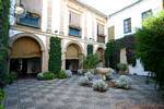 Blühenden Innenhof von Cancela, Palacio de Viana, Cordoba, Spanien.