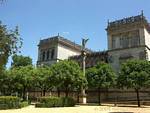 El Pabellón Real, zwischen Plaza America und Parque de María Luisa, Sevilla, Spanien.