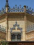 Dekoration von Pabellón Real, vom Architekten Aníbal González für die Exposición Iberoamericana, Sevilla gebaut, Spanien.