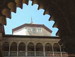 Von Arcade im Hof der Demoiselles, Sevilla Alcazar gesehen, Spanien.