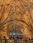 Himmelskugel am Ende des Kirchenschiffs, der Kathedrale von Sevilla, Spanien.