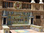 Bench spanischen Provinz Barcelona, Sevilla Plaza de España, Spanien.