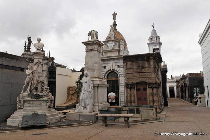 Tomb Luis Carlos Federico de Brandsen und Miguel Estanislao Soler, Cementerio de la Recoleta - Argentinien