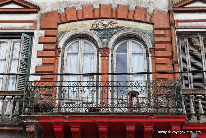 Fenster mit Boots Dekor, La Boca, Buenos Aires - Argentinien