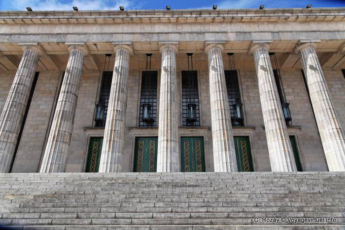 Spalten der Juristischen Fakultät der Universidad Abogacía, Buenos Aires - Argentinien