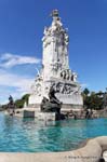 El Monumento a la Carta Magna y las Cuatro Regiones Argentinas, Avenida Sarmiento, Monumento a los Espanoles, Buenos Aires, Argentinien.