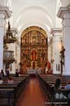Das Kirchenschiff der Basilika Nuestra Señora del Pilar, Buenos Aires, Argentinien.