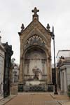 Bóveda der familia Ortiz Basualdo, Cementerio de la Recoleta, Argentinien.