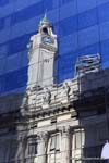 Reflexion des Cabildo, Hipolito Yrigoyen Winkel Peru, Buenos Aires, Argentinien.