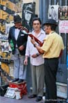 Montserrat, Avenida Defensa, Tango-Player, Buenos Aires, Argentinien.