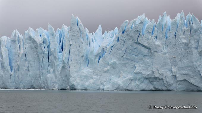 Landschaft von glazialen blauen Gipfel, Gletscher Perito Moreno, El Calafate - Argentinien