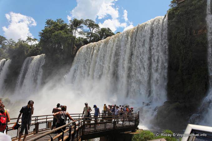 Salto Bossetti und Adan y Eva salto, Iguazu Wasserfälle - Argentinien