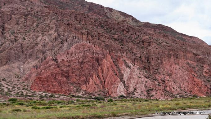Erosion Auswirkungen auf den Berg, Quebrada de las Conchas - Argentinien