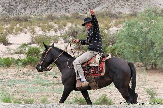 Hallo junge Gaucho, Ruta 40 nach Chilecito - Argentinien