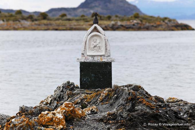 Religiöse Terminal mit Virgin, Bahia Lapataia, Parque Nacional Tierra del Fuego, Ushuaia - Argentinien