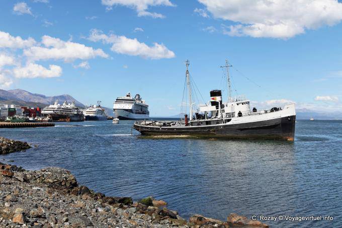 Altes Boot gestrandet Ushuaia - Argentinien