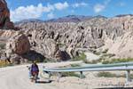 Bike auf der Strecke nach dem El Corte Ventisquero, Quebrada de las Flechas Tal Calchaquies, Ruta 40, Argentinien.