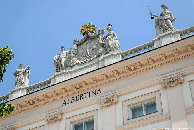 Albertina Fronton Palace Erzherzog Albrecht - Wien - Österreich