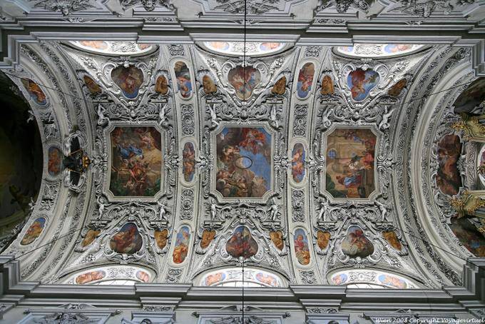 Dominikanerkirche das Kirchenschiff Decke Nahaufnahme - Wien - Österreich