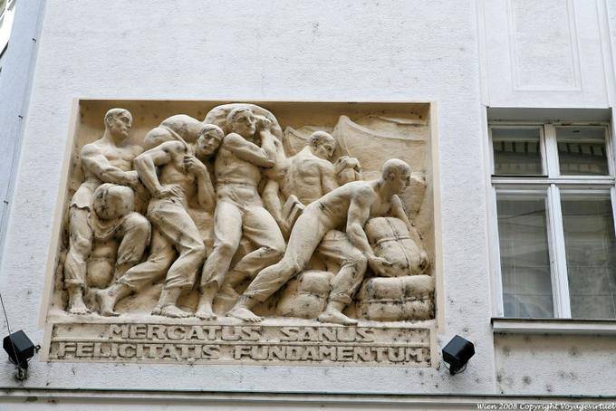 Herrengasse Mercatus Sanus Felicitatis Fundamentum - Wien - Österreich