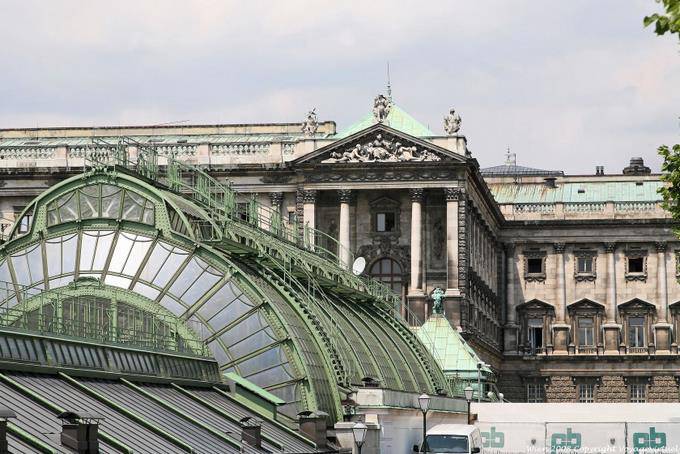 Metallkonstruktionen Gewächshäuser Jugendstil, das eine Sammlung von Schmetterlingen beherbergt - Wien - Österreich