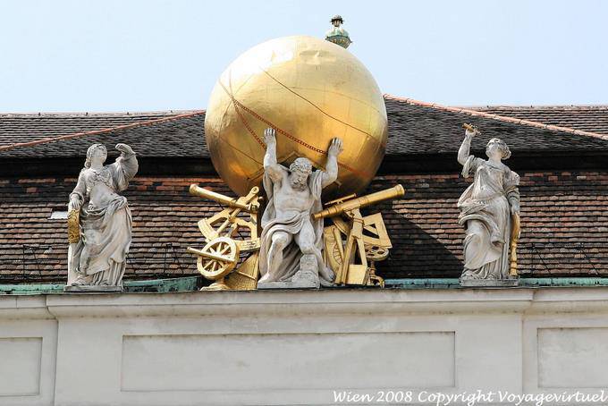 National Bibliothek Atlas Unterstützung der Himmelsglobus - Wien - Österreich