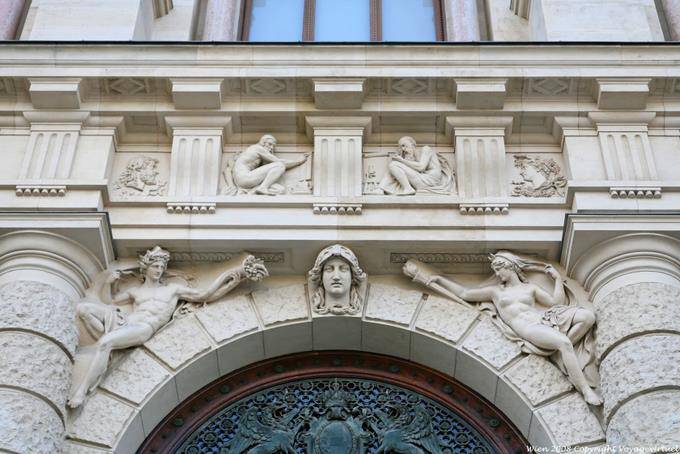 Naturhistoriches Museum, Zoom auf dem Giebel - Wien - Österreich