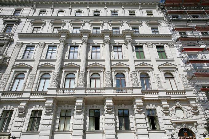 Reichsratstraße Fassade Verzierung - Wien - Österreich