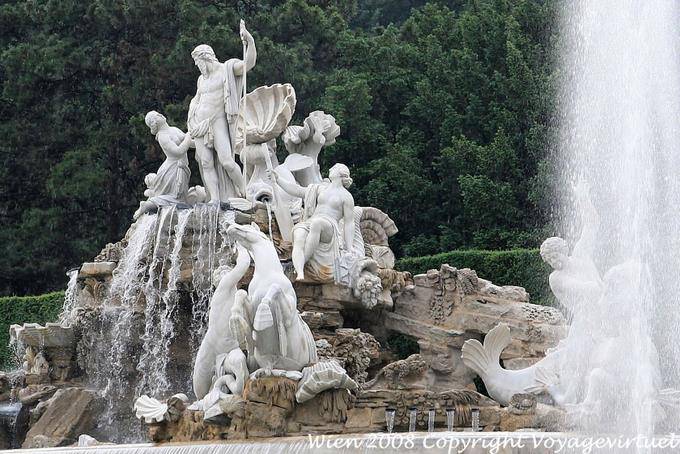 Schönbrunn, Neptunes Brunnen - Wien - Österreich
