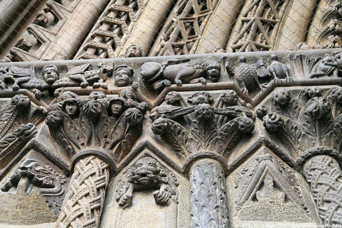 Stephansdom, Riesenntor Detail Friese - Wien - Österreich